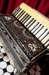 webres old accordion1